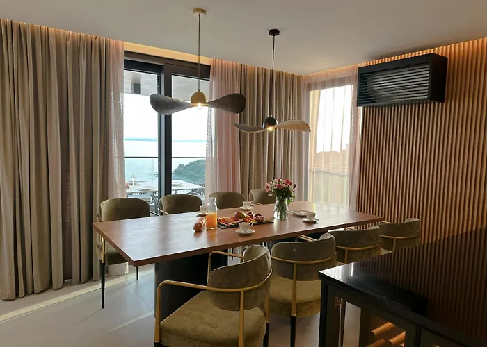 Apartment Amber With Jacuzzi & Sea View