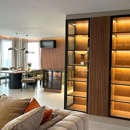 Amber With Jacuzzi & Sea View Apartmán Zadar