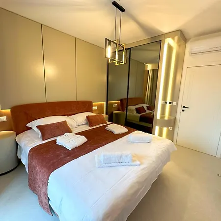 Amber With Jacuzzi & Sea View Apartment