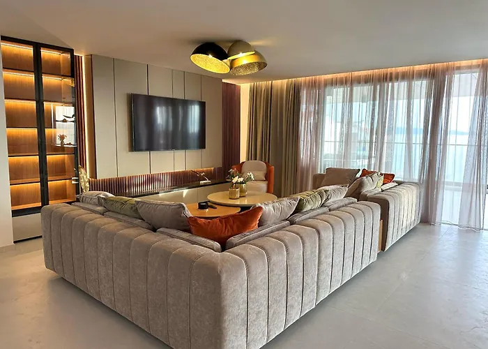 Apartmán Amber With Jacuzzi & Sea View